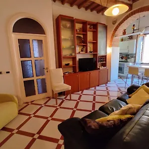 Marta House Appartamento San Gimignano