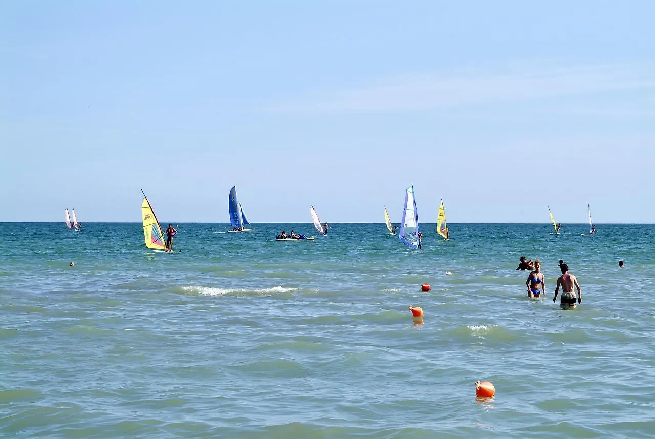 Residenza Turistica Alberghiera Blue Marine Bibione 0*,